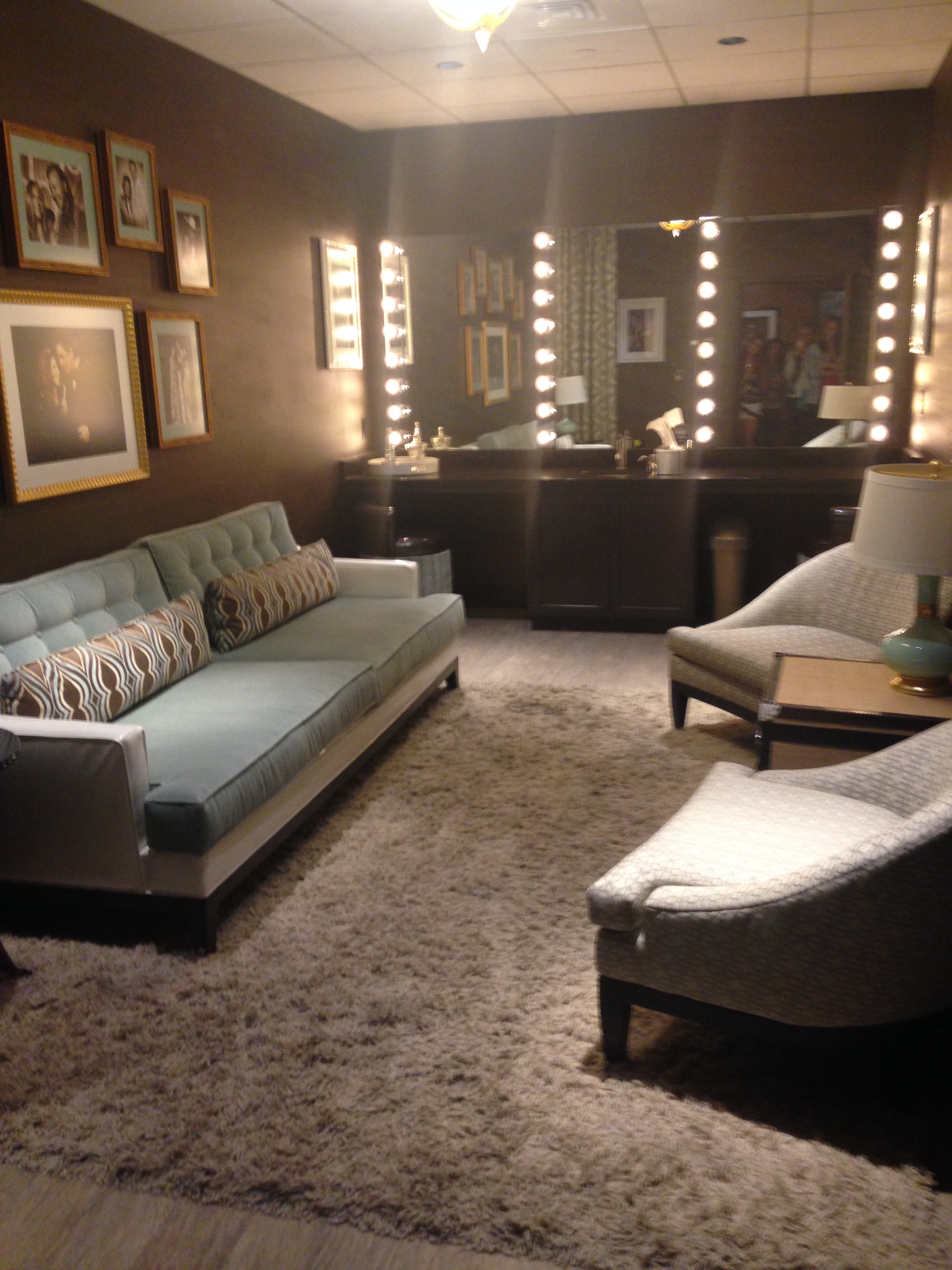 Grand Ole Opry Dressing Room Blue